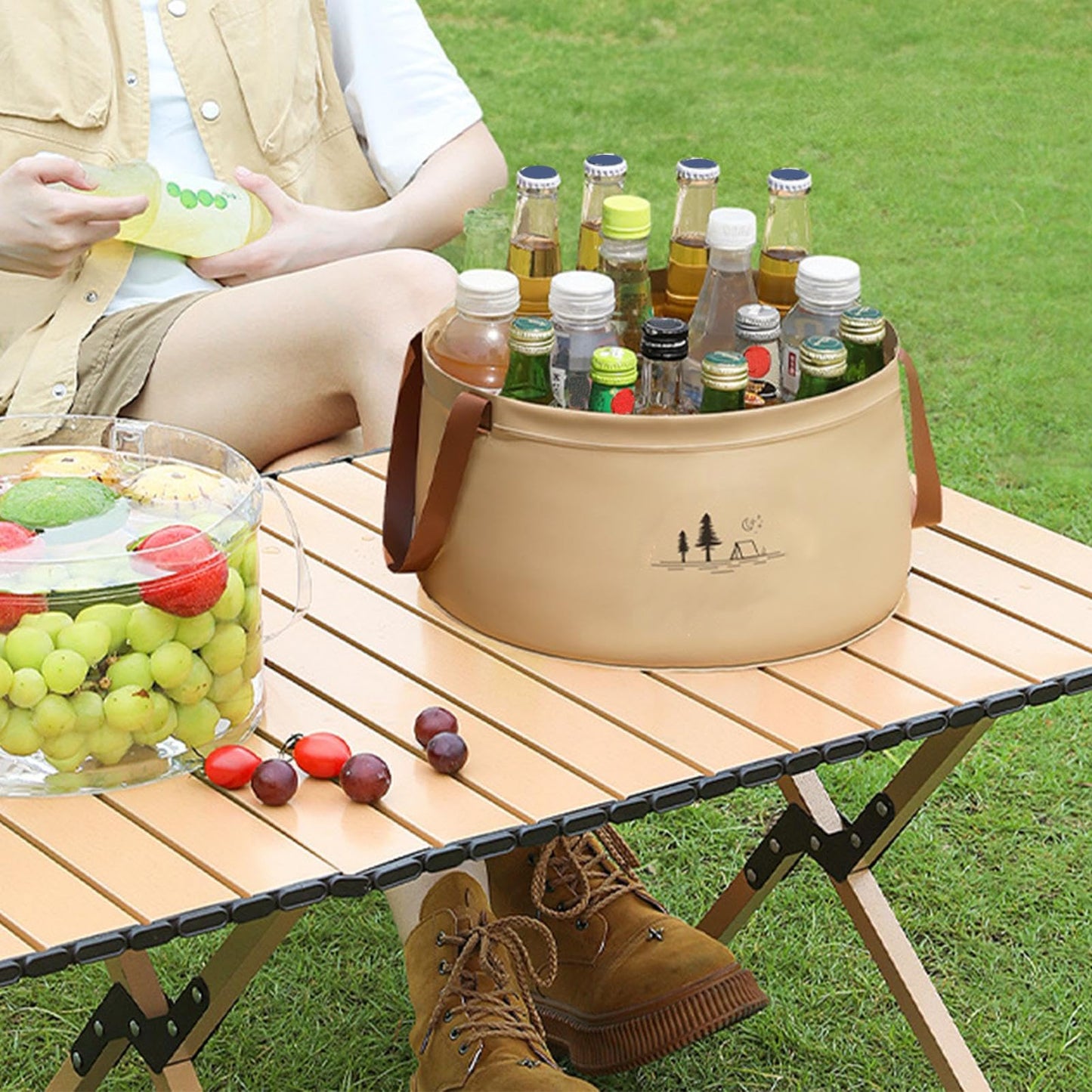 Foldable water container