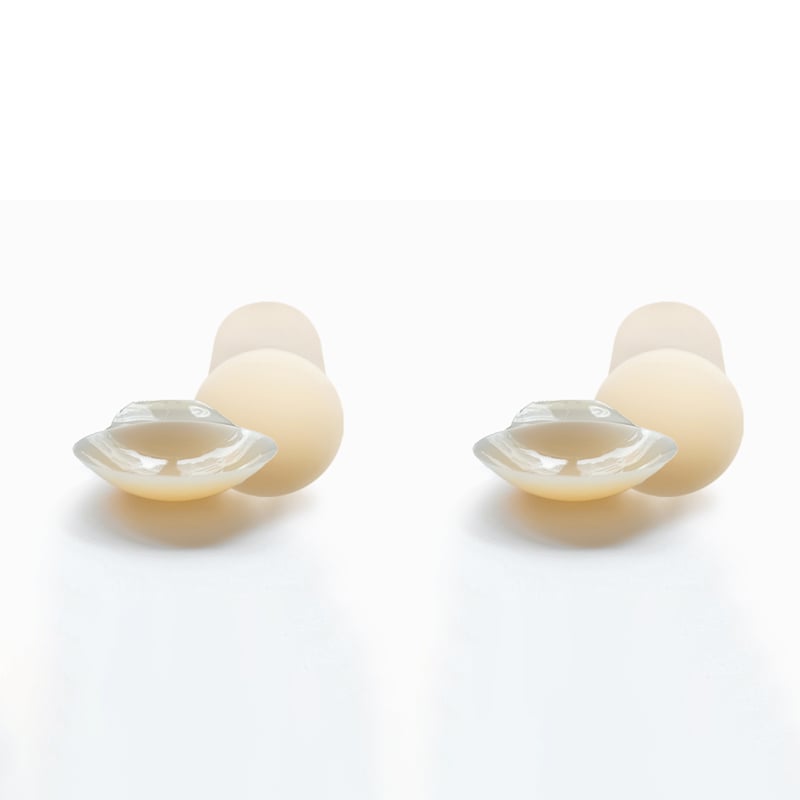 🏆#1 Best Seller🏆 ---- Sticky but not gross! Seamless uplifting nipple shield